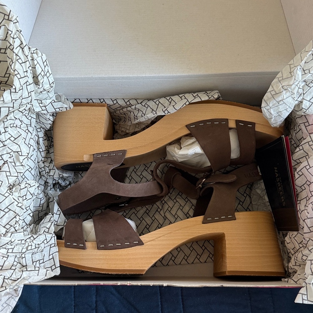 NIB Swedish Hasbeens Birgit Brown Sandal Clog with Heel Platform, US 9 EU 40